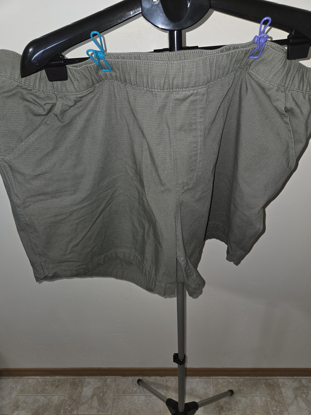 Carhartt Women's Olive Green Casual Shorts 2x
